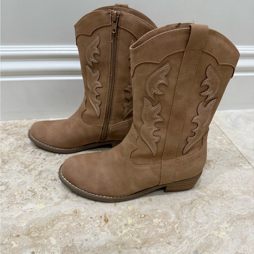 Girls Dolce Vita Boot size 1
